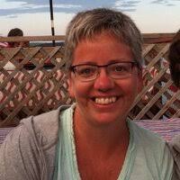 Ellen Shea (@ellnshea)