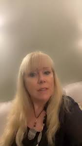 The wind began to whip, the spirits are in the house! #fypシ #maureenhancock  #postcardsfromheaven #mediumshipreadings #salvatores @salvatoreslawrence