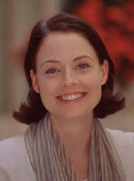 As Jodie Foster Turns 60, Here Are the 5 Reasons Why She Embraces Aging  With Such Elegance