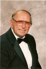 Leo Petrucci's Instagram, Twitter & Facebook