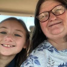 So tired of this scenario. Why can't players just help a little more? I've  been unable to complete a lot of my butterfly jobs because whoever I'm  partnered with just sits there