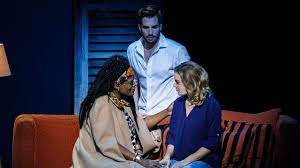 Während molly um ihre große liebe trauert, wandert sam als guter geist umher und findet. Ghost Das Musical Ab Herbst 2018 In Hamburg Youtube