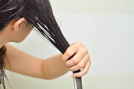 Un cambio radicale di immagine è un passaggio molto importante, che va affrontato con ogni responsabilità, soprattutto quando si tratta di acconciature. Come Schiarire Naturalmente I Capelli Con Il Miele