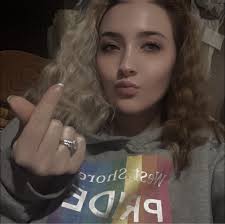 Cheesy Rotini Pasta with Garlic Butter Sauce and Ground Beef Ingredients: 1  lb ground beef 12 oz rotini pasta 1 teaspoon Italian seasoning 1 cup heavy  cream ½ cup beef broth 1