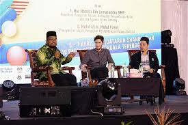 Want a silver called champion. Galeri Foto Album Program Menghubung Menyatu Minda Di Dataran Shahbandar Kuala Terengganu Pada 5 April 2018 Image Program Menghubung Menyatu Minda Di Dataran Shahbandar Kuala Terengganu Pada 5 April 2018