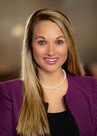 Stephanie Mae's Instagram, Twitter & Facebook