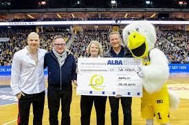 Maybe you would like to learn more about one of these? Scheckubergabe Bei Heimspiel Von Alba Berlin