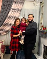 Keser, eşi ve kardeşini dövdüğünü itiraf edip 'pişmanım' dedi. Damla Ersubasi Nin Esi Mustafa Keser Kimdir Ne Is Yapiyor Kac Yasinda