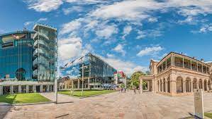 Queensland university of technology (qut), one of australia's largest research universities, was founded in 1989 and today ranks among the top 20 best universities in the country. Masters Courses Offered By Queensland University Of Technology Qut Top Universities
