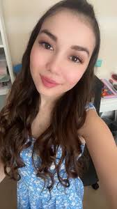 Reaction to Reality TV Show Contestant