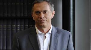El periodista de marcelo bonelli dio este lunes positivo para coronavirus, y se sumó a la larga lista de periodistas contagiados. Oscar Parrilli Denunciara Al Periodista Marcelo Bonelli La Voz
