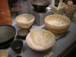Alabaster is a mineral or rock that is soft, often used for carving, and is processed for. Bewundern Sie Eine Riesige Kollektion Von Den Artefakten Aus Alabaster In Volterras Alabaster Museum