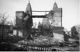 Berlin 1945 Das Elefantenhaus Im Berliner Zoo Garten Berlin Berlin Geschichte Berlin