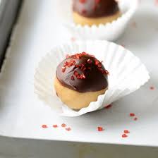 They are roughly an inch in diameter. Easy Sparkling Buckeye Truffles Easy Truffles Chocolate Wafer Cookies Chocolate Wafers