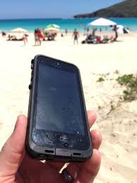 Buy online and get free shipping. Lifeproof Fre Iphone 5 Waterproof Case Review Feedthehabit Com