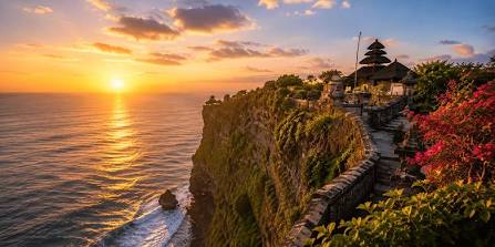 Uluwatu Temple Bali: The Sunset Experience Everyone Talks About ...