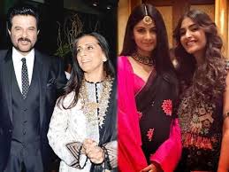 The couple is parents to three children sonam kapoor ahuja, harshvardhan kapoor, and rhea kapoor. This Picture Of Anil Kapoor And Wife Sunita Is Giving Us Major Relationship Goals Courtesy Sonam Kapoor Celebrities News India Tv