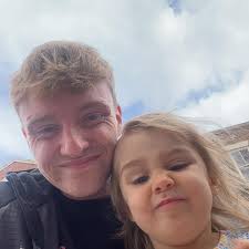 Pamela Anderson appeared at a 2008 London fashion show alongside a  mysterious masked companion, rumored by many to be Michael Jackson in  disguise. In 2008, Pamela Anderson made headlines when she attended