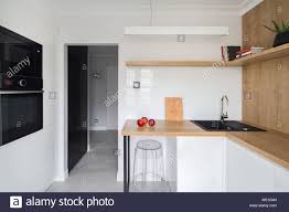 Ikea kuche in bodbyn elfenbeinweiss unser holzhaus. Weisse Kuche Mit Buche Arbeitsplatte Caseconrad Com