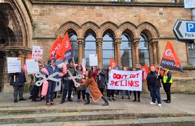 Mandy Andrew (@mandynetwork)