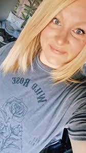 @officialtravelsquad @lizheywood2 #hike #clophill #clophillchurch #friends  #dogsofttiktok #fyp #30plus