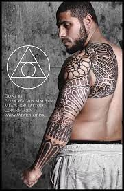 Mysterious and classy, tribal tattoos in darker tones always impress and last longer. 30 Beautiful Tattoos On Dark Skin Tribal Tattoos African Tattoo Tattoos
