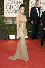 This comes after a clip clip from 2009 where megan fox tells a story about michael bay sexualising her as a 15 y/o the crowd. Megan Fox Says She Stopped Drinking After 2009 Golden Globes Comments