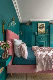 Turquoise and teal tiles covering the floor and. Teal Bedroom Decor Ideas For Any Bedroom Decoholic