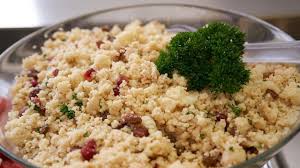 Recept za okusne mesne kroglice iz mletega mesa in kuskusa. Couscous Zubereiten Schnell Und Einfach Ohne Kochen Utopia De