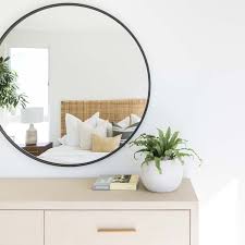 Free shipping on orders over $35! 30 Ways To Style Large Round Mirrors