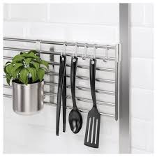 Der beliebte küchenschrank von ikea lässt sich sehr einfach mit ein paar handgriffen zu einem noch praktischeren küchenschrank. Kungsfors Wandgitter Edelstahl Ikea Deutschland Wandgitter Gipswande Kuchenregal Edelstahl