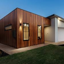 Maison en bois en kit contemporaine de plain pied, moins de 100 m2 avec 3 chambres et une grande pièce à vivre. Prix D Une Extension De Maison Avec Toit Plat Quel Budget