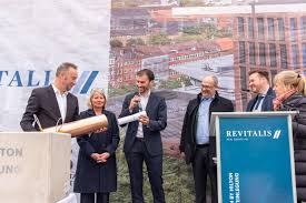 Kieler zeitung verwaltungs gmbh registergericht: Pressefotografie Grundsteinlegungn Hampton Hilton Hotel Eventfotografie Aus Kiel By Mona Taube