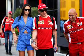 Es alemán, pero muy italiano y vinculado con maranello arrivabene: Former F1 World Champion Kimi Raikkonen Marries Model Minttu Virtanen In Tuscany Ceremony Mirror Online