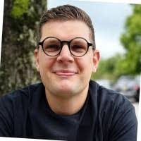 Eric Riehl's Instagram, Twitter & Facebook