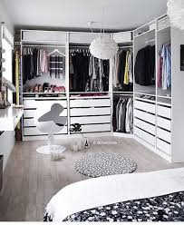 Pin Von Fashion For Queenss Auf Closet Ankleide Zimmer Schlafzimmer Schrank Schlafzimmer Schrank Ideen