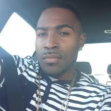 Jay Hefner's Instagram, Twitter & Facebook