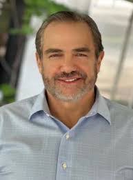 Albert Roque's Instagram, Twitter & Facebook