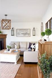 Select furniture pieces that are not a 'matching set'. 33 Charming Rustic Living Room Wall Decor Ideas For A Fabulous Relaxing Space Wall Decor Living Room Rustic Farm House Living Room Family Room Walls