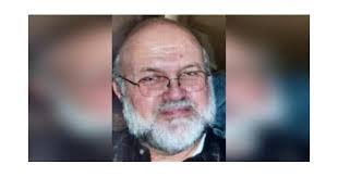 Earl Houck's Instagram, Twitter & Facebook