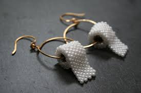 Toilet Paper Earrings Who Doesn T Need These Omg Too Cute To Not Make Ha Funny Earrings Paper Earrings Earrings