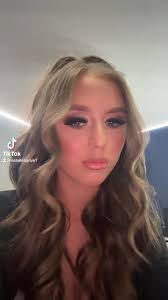 Natalie Donnelly's Instagram, Twitter & Facebook