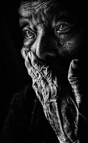 Black And White Old Woman Portrait Photography Black And White Photography Portrait Photo Old Woman Emotividad Old Faces Portrait Black And White Photography