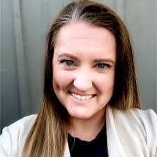 Tamara Pryor's Instagram, Twitter & Facebook