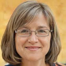 Penelope Haynes's Instagram, Twitter & Facebook