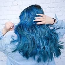 These Bright Blue Captivating Waves Were Created Using Elevenaustralia I Want Body Texture Spray I Want Body Texturizing Spray Smooth Hair Anti Frizz Products