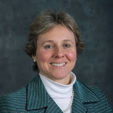 Carolyn Langer's Instagram, Twitter & Facebook