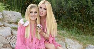 Amata e contestata anche solo per essere la figlia della lecciso. Chi E Jasmine Carrisi La Figlia Di Al Bano E Loredana Lecciso Bigodino