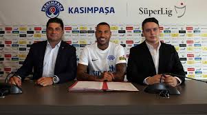 Kasımpaşa spor kulübü ya da kısaca kasımpaşa, futbol branşıyla tanınan türk spor kulübü. Ricardo Quaresma Wechselt Von Besiktas Zu Kasimpasa