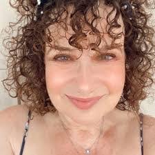 Kendra Lacey's Instagram, Twitter & Facebook